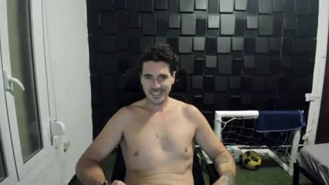 Snapshot of joaquin420_hot chatting on 06-29-26, 01:11 joaquin420_hot online show from 06-29-26, 01:11