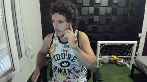 Snapshot of joaquin420_hot chatting on 07-01-26, 05:42 joaquin420_hot online show from 07-01-26, 05:42