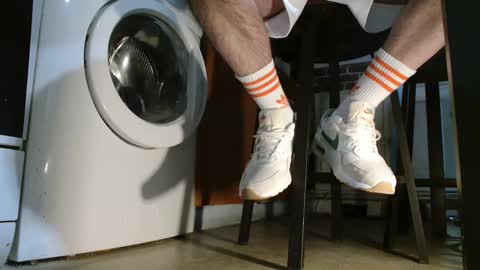 GUILLAUME feet and socks online show from 02-05-25, 06:02