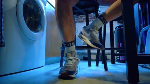 GUILLAUME feet and socks online show from 03-02-25, 07:43