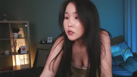 Snapshot of jocelyn_lane chatting on 01-29-25, 03:26 Amina online show from 01-29-25, 03:26