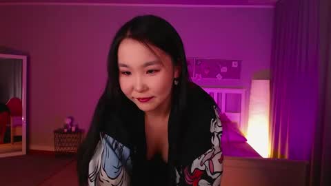 Snapshot of jocelyn_lane chatting on 02-06-25, 12:26 Amina online show from 02-06-25, 12:26