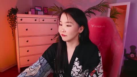 Snapshot of jocelyn_lane chatting on 02-09-25, 12:30 Amina online show from 02-09-25, 12:30