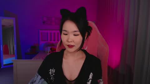 Snapshot of jocelyn_lane chatting on 02-22-25, 12:29 Amina online show from 02-22-25, 12:29