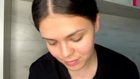 Mila online show from 05-07-26, 10:53