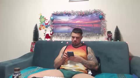 Snapshot of jodogs chatting on 12-22-25, 06:10 Tiberius online show from 12-22-25, 06:10