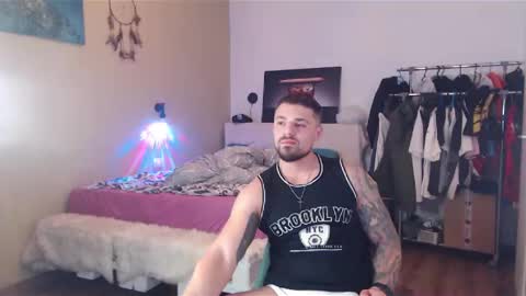 Snapshot of jodogs chatting on 02-01-26, 07:18 Tiberius online show from 02-01-26, 07:18