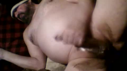 Snapshot of joel73419 chatting on 05-10-26, 02:06 joel73419 online show from 05-10-26, 02:06