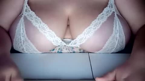 Kisses4Lexi online show from 09-24-25, 07:33