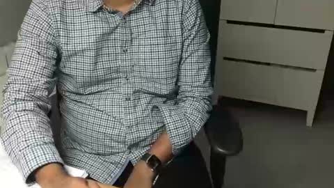 Snapshot of joeshades21 chatting on 01-17-25, 09:28 joeshades21 online show from 01-17-25, 09:28