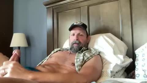 Snapshot of joestros chatting on 04-18-26, 04:22 joestros online show from 04-18-26, 04:22