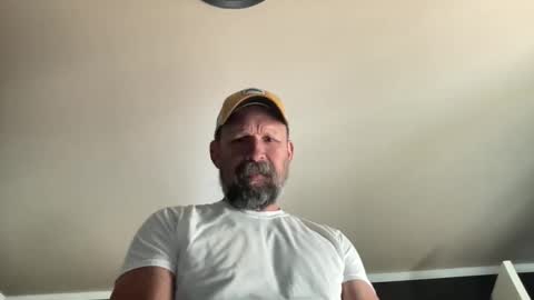 Snapshot of joestros chatting on 04-25-26, 06:27 joestros online show from 04-25-26, 06:27