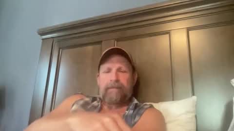 Snapshot of joestros chatting on 06-01-26, 05:36 joestros online show from 06-01-26, 05:36