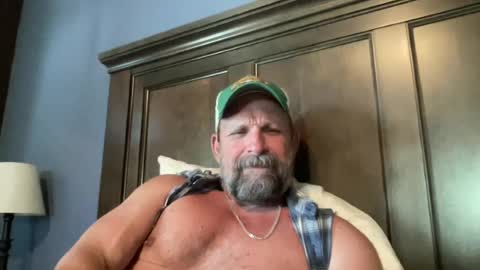 Snapshot of joestros chatting on 06-14-26, 10:23 joestros online show from 06-14-26, 10:23