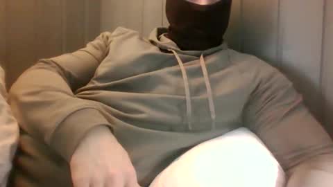 Snapshot of joeybanan chatting on 03-02-25, 12:22 joeybanan online show from 03-02-25, 12:22