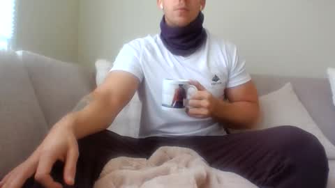 Snapshot of joeybanan chatting on 10-19-25, 10:16 joeybanan online show from 10-19-25, 10:16