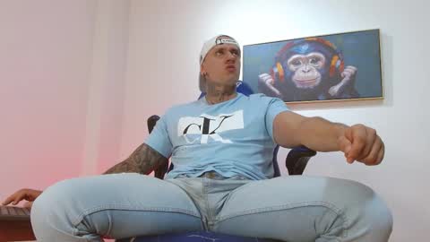     online show from 02-14-26, 04:31