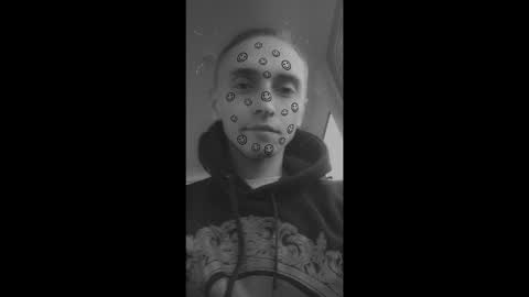 Snapshot of joffrey69v420 chatting on 02-09-25, 02:17 - Quantum - online show from 02-09-25, 02:17