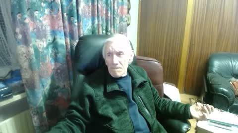 Snapshot of johan7_heet chatting on 12-25-24, 07:34 johan7 heet online show from 12-25-24, 07:34