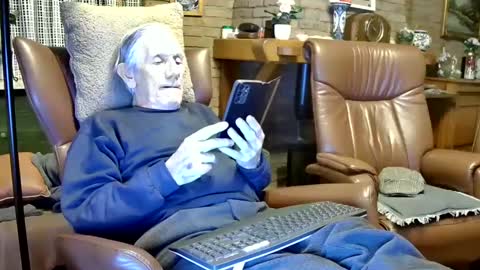 Snapshot of johan7_heet chatting on 01-12-25, 10:33 johan7 heet online show from 01-12-25, 10:33