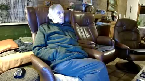 Snapshot of johan7_heet chatting on 02-18-25, 08:14 johan7 heet online show from 02-18-25, 08:14