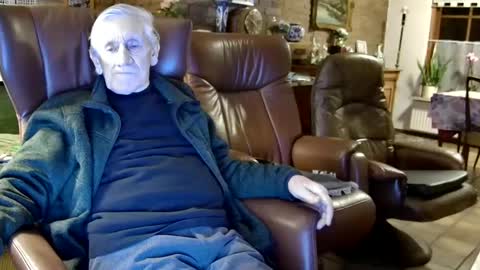 Snapshot of johan7_heet chatting on 02-23-25, 07:49 johan7 heet online show from 02-23-25, 07:49