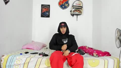 johan_and_antonella online show from 12-10-24, 02:27