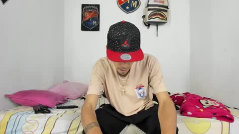 johan_and_antonella online show from 12-11-24, 04:39