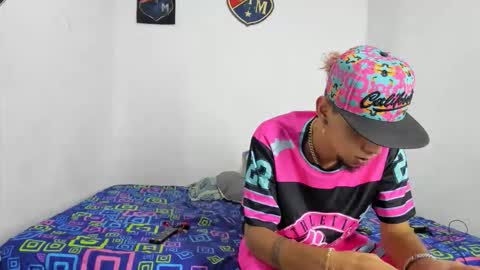 johan_and_antonella online show from 10-20-25, 03:40