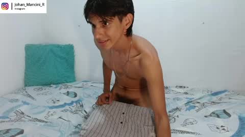 Snapshot of johan_mancini_r chatting on 06-05-26, 06:46 johan_mancini_r online show from 06-05-26, 06:46
