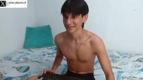 Snapshot of johan_mancini_r chatting on 06-10-26, 05:12 johan_mancini_r online show from 06-10-26, 05:12