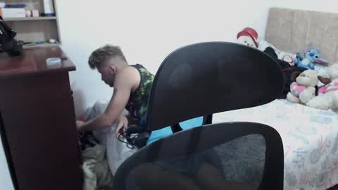 JOHAN independient model online show from 12-23-24, 03:29