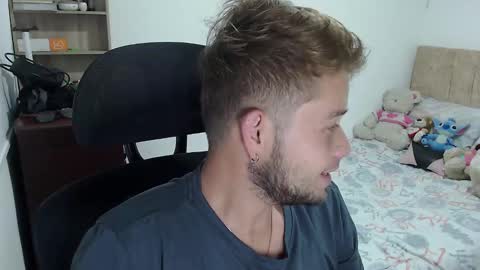 JOHAN independient model online show from 12-31-24, 06:37