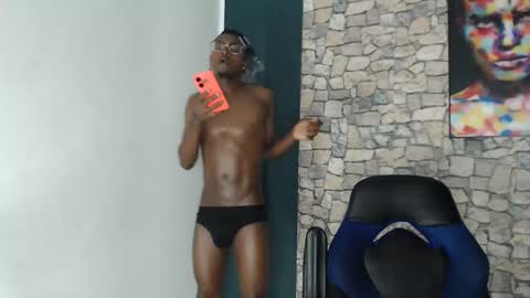 Snapshot of johanxxhot chatting on 01-15-25, 07:59 johanxxhot online show from 01-15-25, 07:59