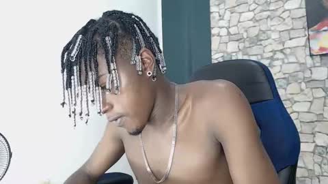 Snapshot of johanxxhot chatting on 01-16-25, 10:32 johanxxhot online show from 01-16-25, 10:32