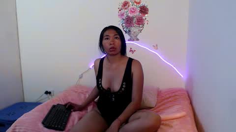 JOHANYXS online show from 11-11-25, 05:57