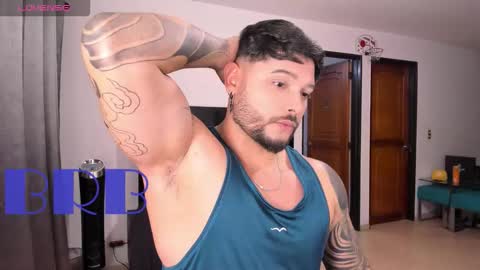 Snapshot of johatsu chatting on 02-19-26, 01:01 King - online show from 02-19-26, 01:01