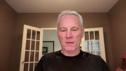 Snapshot of john555_555 chatting on 10-21-25, 02:18 JackJack online show from 10-21-25, 02:18