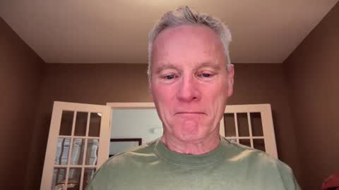 Snapshot of john555_555 chatting on 11-12-25, 02:06 JackJack online show from 11-12-25, 02:06