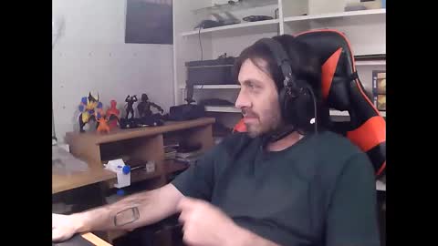 Snapshot of john566112 chatting on 11-07-25, 05:40 john online show from 11-07-25, 05:40