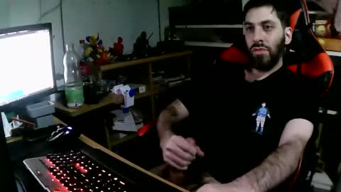 Snapshot of john566112 chatting on 12-14-25, 06:19 john online show from 12-14-25, 06:19