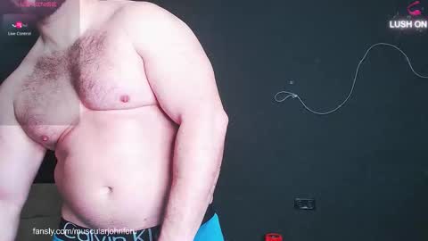 Snapshot of john_and_kiss chatting on 02-09-26, 11:36 john and kiss online show from 02-09-26, 11:36