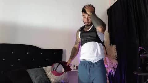 John  online show from 11-08-25, 11:10