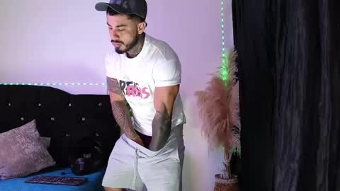 John  online show from 02-09-26, 11:58