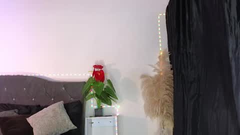 John  online show from 04-11-26, 12:09