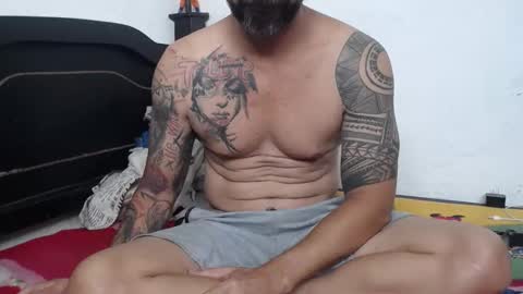 Snapshot of john_balthor chatting on 12-28-24, 02:32   online show from 12-28-24, 02:32