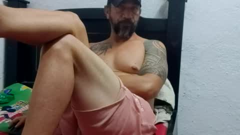 Snapshot of john_balthor chatting on 02-05-25, 11:17   online show from 02-05-25, 11:17