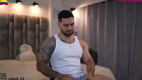 Snapshot of john_king29 chatting on 12-19-25, 11:01 john online show from 12-19-25, 11:01