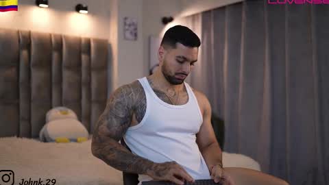 Snapshot of john_king29 chatting on 12-21-25, 09:44 john online show from 12-21-25, 09:44