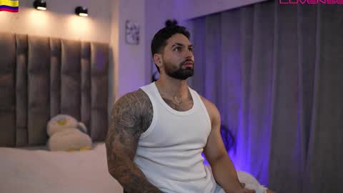 Snapshot of john_king29 chatting on 03-25-26, 12:27 john online show from 03-25-26, 12:27